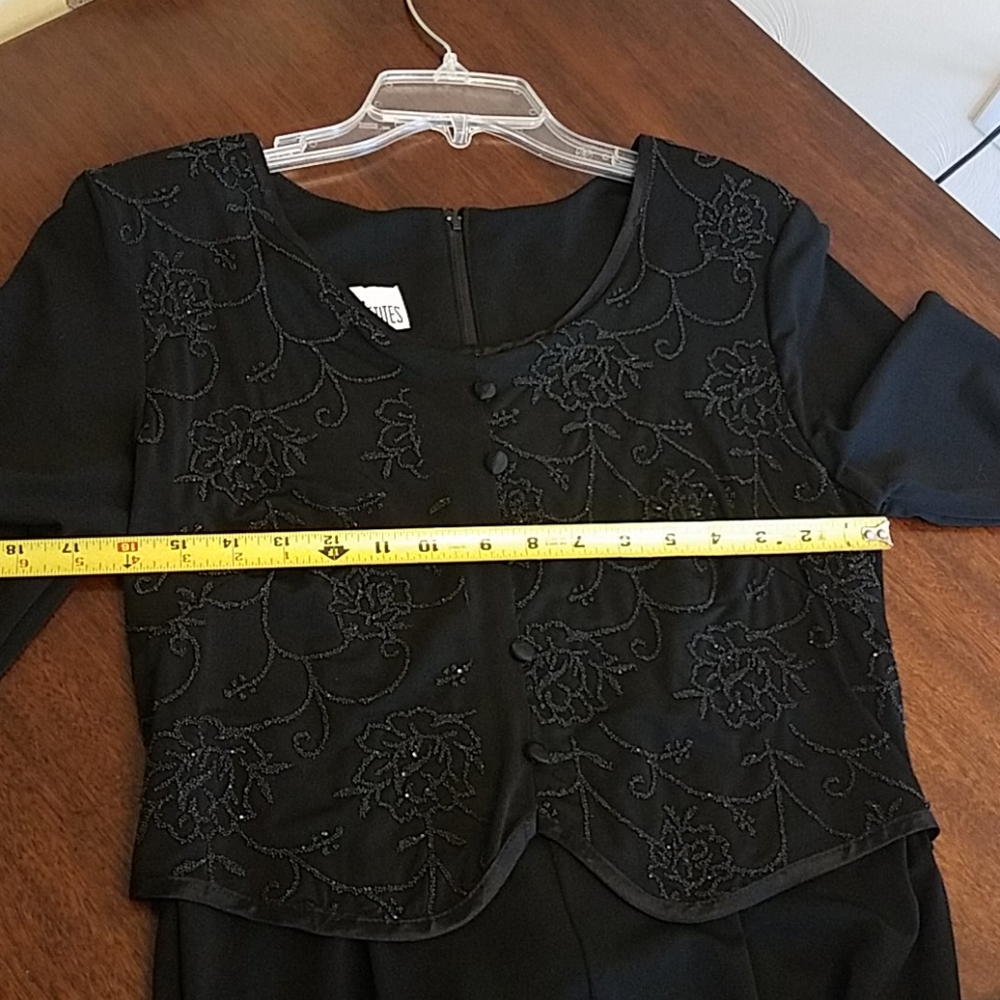 LIKE NEW! Black Formal Jumper